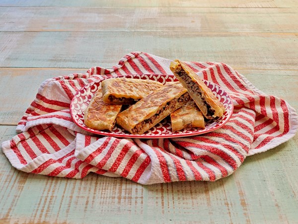 Meat-filled flatbread (Murtabak)