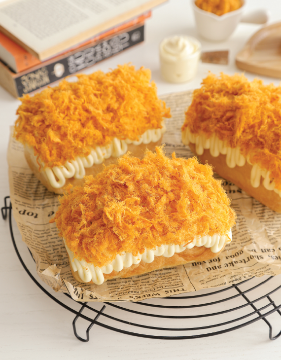 Meat floss lava cheese loaves (Banh mi pho mai cha bong)