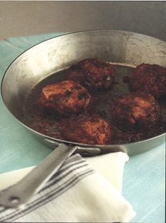 Meat patties in horseradish sauce