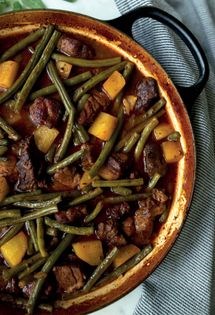 Meat stew with vegetables (Turli tava so meso)