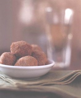 Meat-stuffed deep-fried olives (Olive all'ascolana)