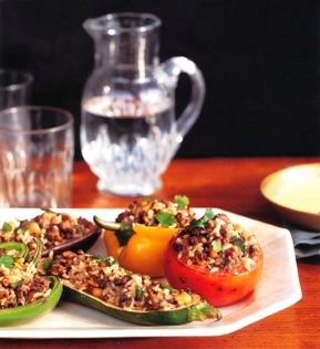 Meat-stuffed vegetables (Legumbres yenos de karne)