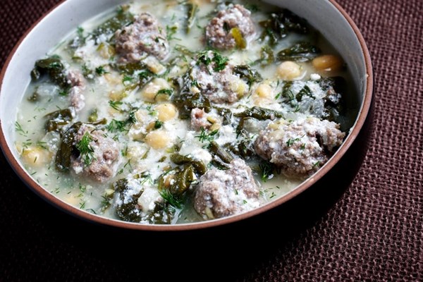 Meatball and yogurt chowder