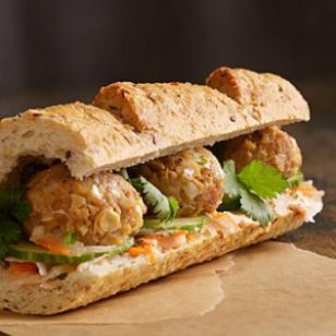 Meatball banh mi