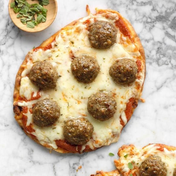 Meatball flatbread