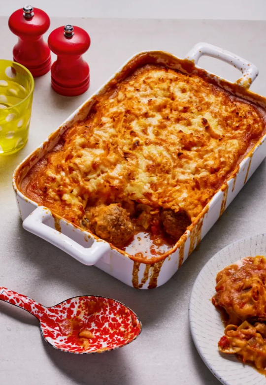 Meatball mash bake