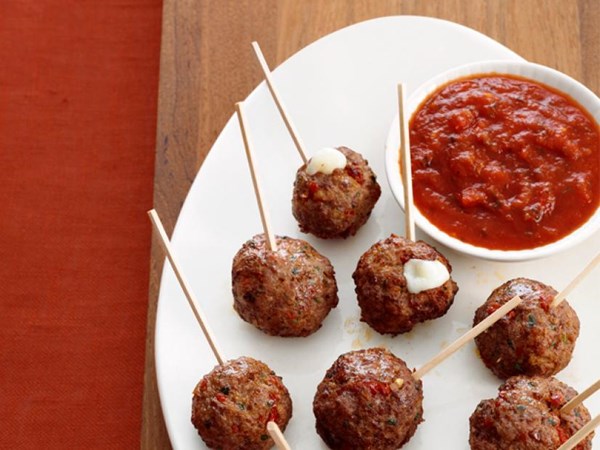 Meatballs a la pizzaiola