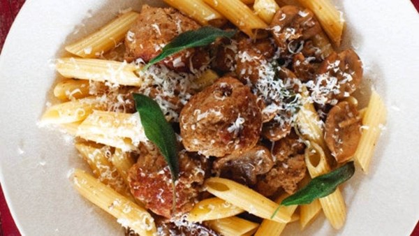 Meatballs and mushrooms with penne