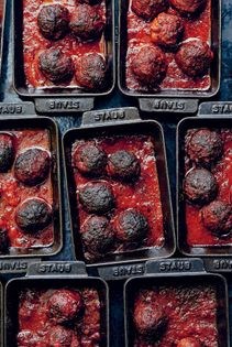 Meatballs braised in red wine & tomato