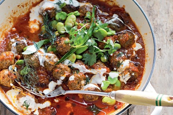 Meatballs, broad beans & yoghurt