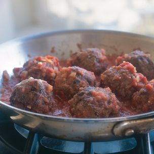 Meatballs in sugo