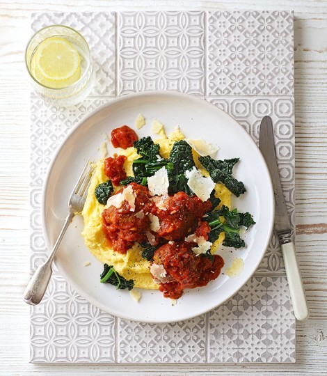 Meatballs in tomato sauce