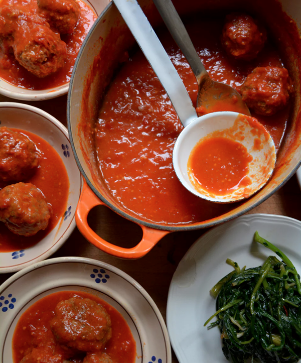 Meatballs in tomato sauce (Polpette al sugo)
