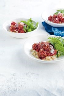 Meatballs with fresh tomato sauce