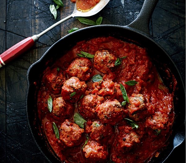 Meatballs with tomato and bone marrow sauce