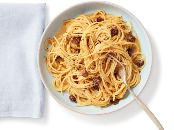 Meatless carbonara