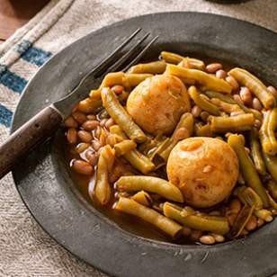 Meatless mountain green beans with potatoes
