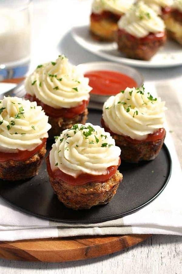Meatloaf cupcakes with mashed potato