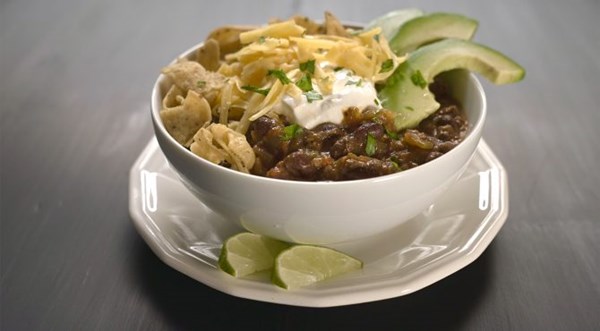 Meaty beef & bean chili [Khela Brewer]