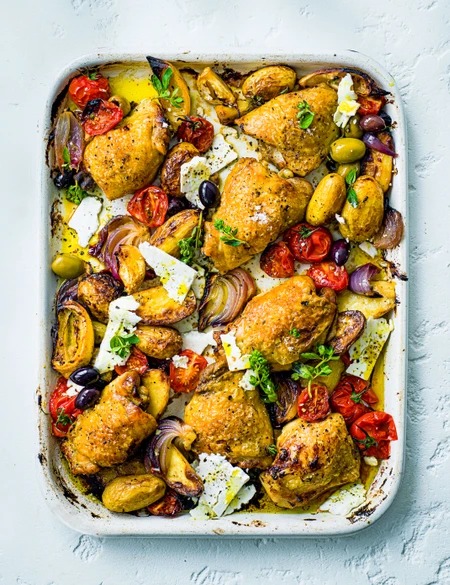 Mediterranean chicken traybake