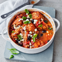 Mediterranean chicken with black olives, tomatoes, feta and basil