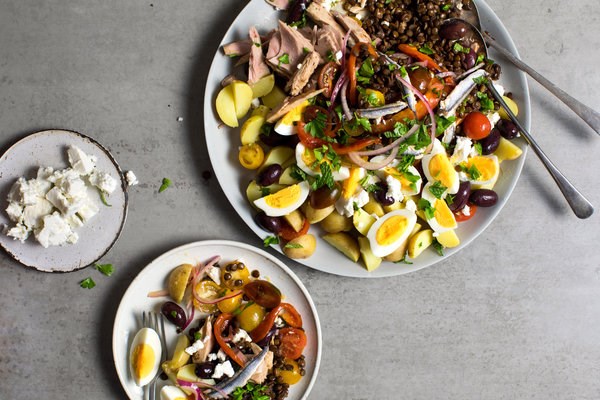 Mediterranean lentil salad