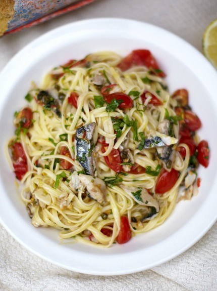 Mediterranean-style herring linguine