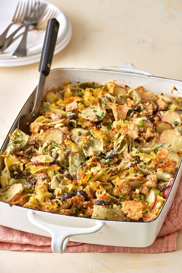 Mediterranean tuna noodle casserole