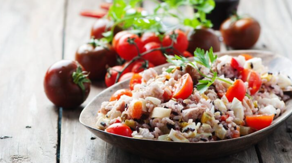 Mediterranean tuna rice salad