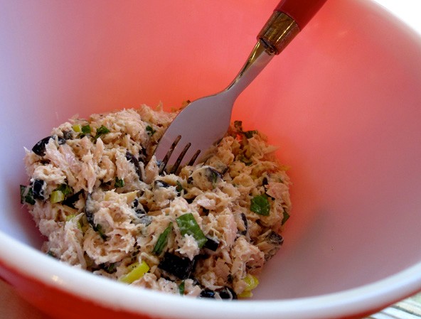Mediterranean tuna salad