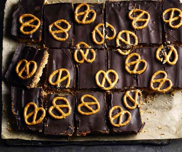 Medjool date, pretzel & peanut butter squares
