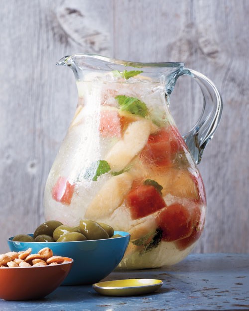 Melon-mint sangria