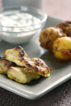 Melt-in-the-mouth creamy chicken kebabs (Murgh malai kebabs)