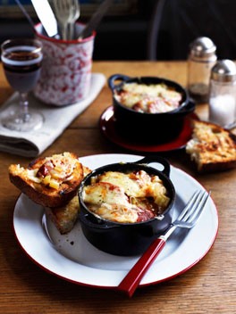 Melted P’tit Basque with chorizo and grilled bread