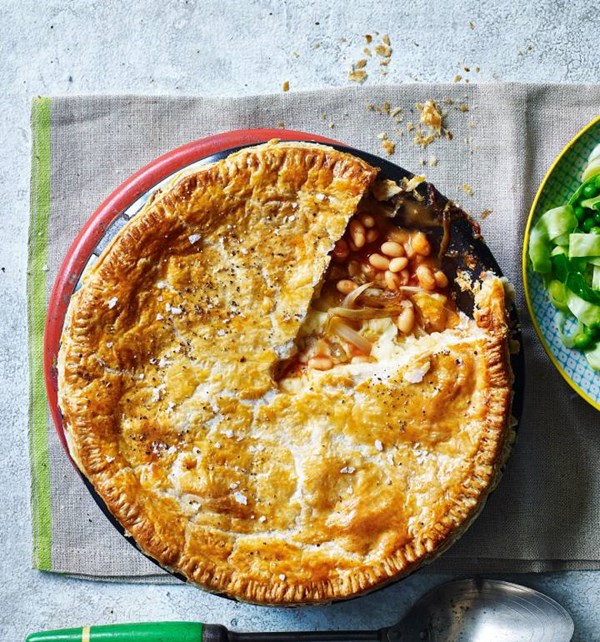 Melting cheese and baked bean pie