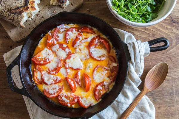 Melty cheddar tomatoes