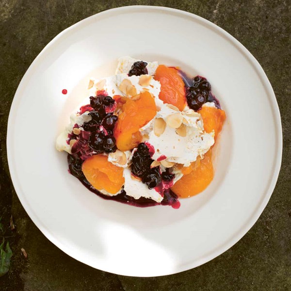 Meringue, apricots, blackcurrants