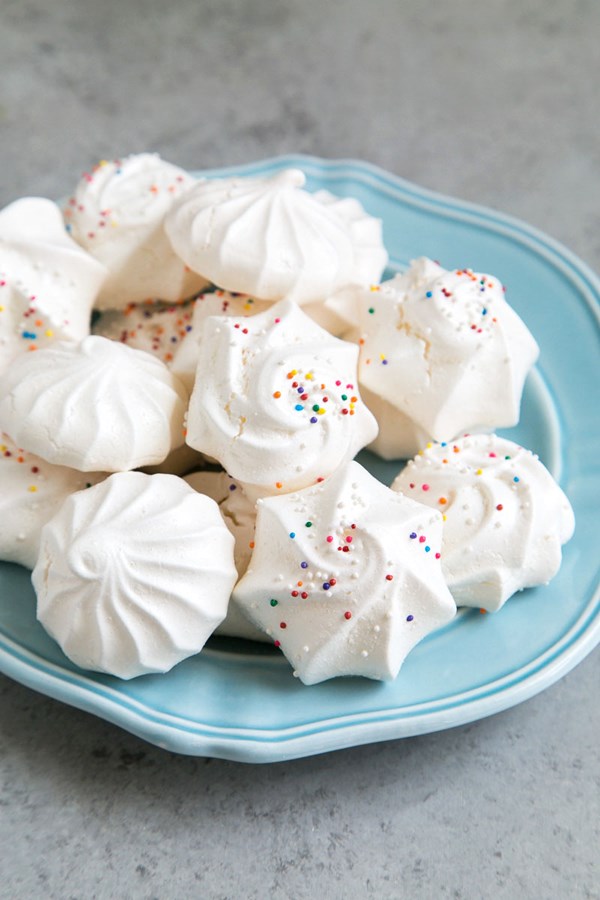 Meringue cookies
