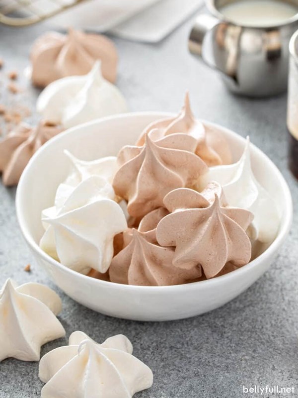 Meringue cookies