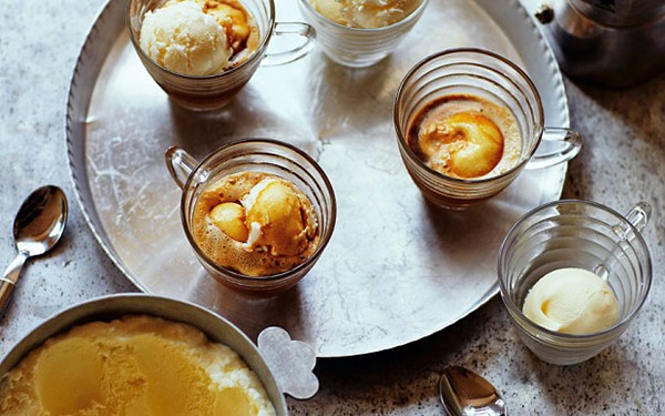 Meringue ice cream and iced coffee