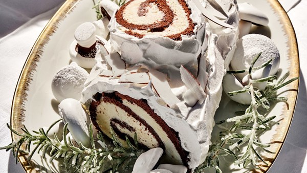 Meringue mushrooms