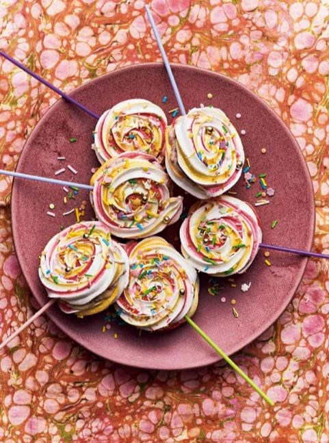Meringue pops