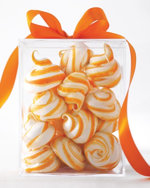 Meringue swirls