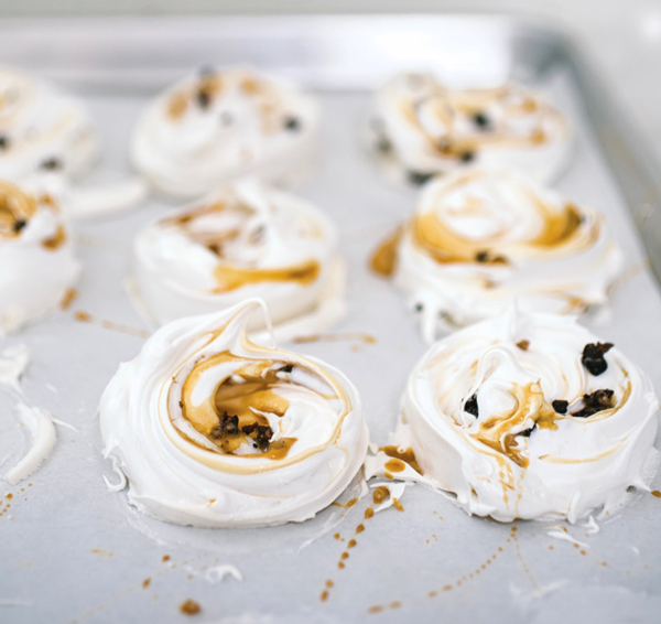 Meringues with cacao nibs and caramel swirl