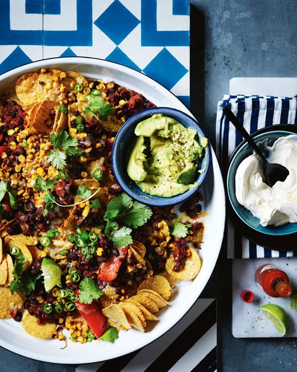 Mexican black bean nachos