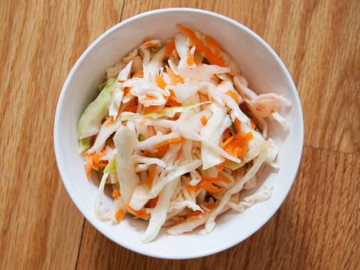 Mexican cabbage slaw (Quick curtido)