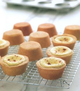 Mexican cheese tartlets (Tartas de requesón)