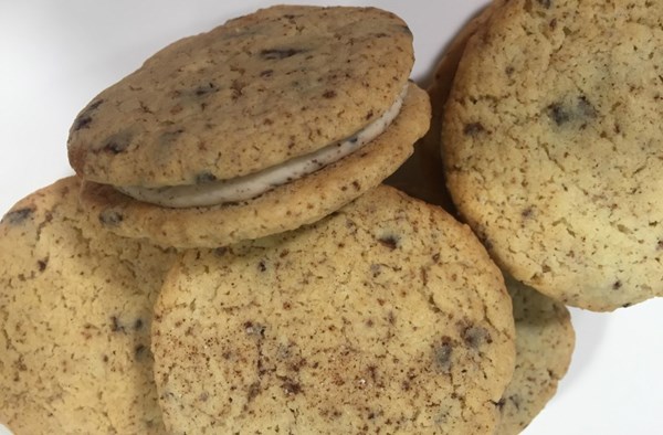 Mexican chocolate chip cookie cream pies
