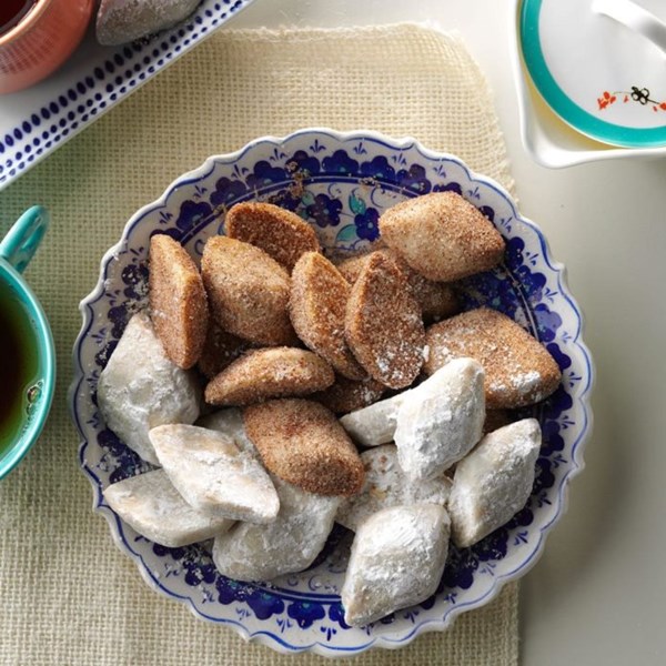 Mexican cinnamon cookies