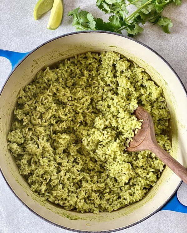 Mexican green rice (Arroz verde)